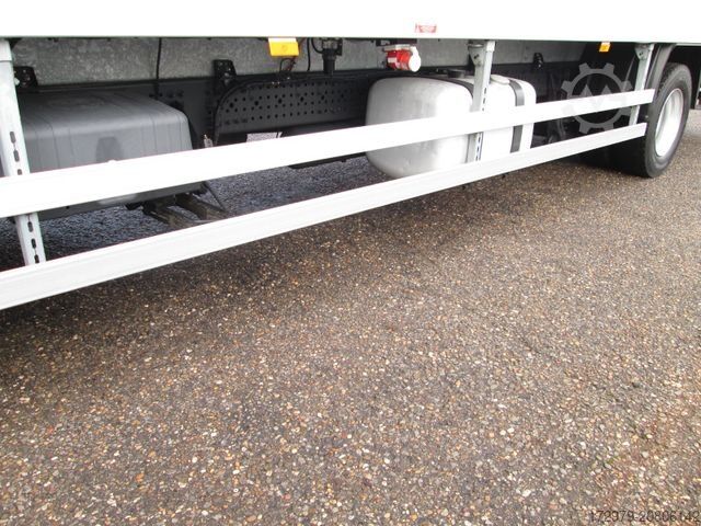 کامیون یخچالدار MERCEDES-BENZ Antos1830*Maxi-Carrier Tiefkühler8.90*LBW*Klima*