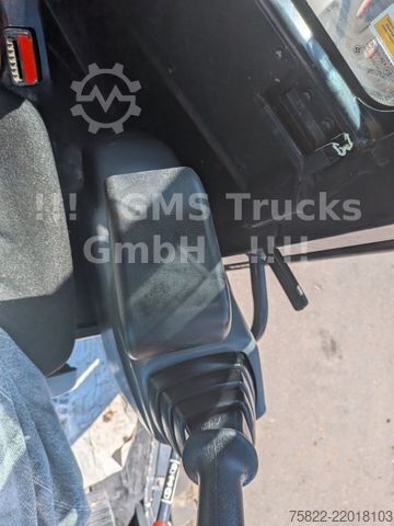 รถขุดขนาดเล็ก YANMAR VIO 33 - 6 / POWERTILT / 3 Löffel / D-Maschine