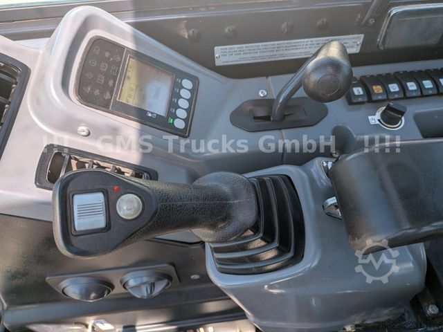 รถขุดขนาดเล็ก YANMAR VIO 50 - 6B / POWERTILT / 3 Löffel / D-Masch