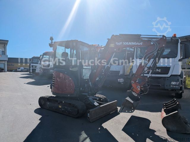 รถขุดขนาดเล็ก YANMAR VIO 33 - 6 / POWERTILT / 3 Löffel / D-Maschine