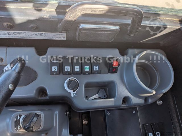 รถขุดขนาดเล็ก YANMAR VIO 33 - 6 / POWERTILT / 3 Löffel / D-Maschine