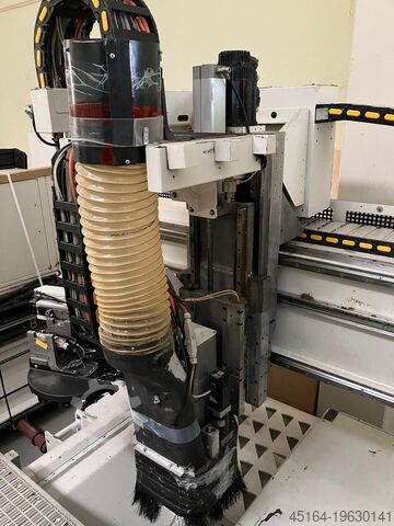 Centro de usinagem CNC SCM Record 210 NT