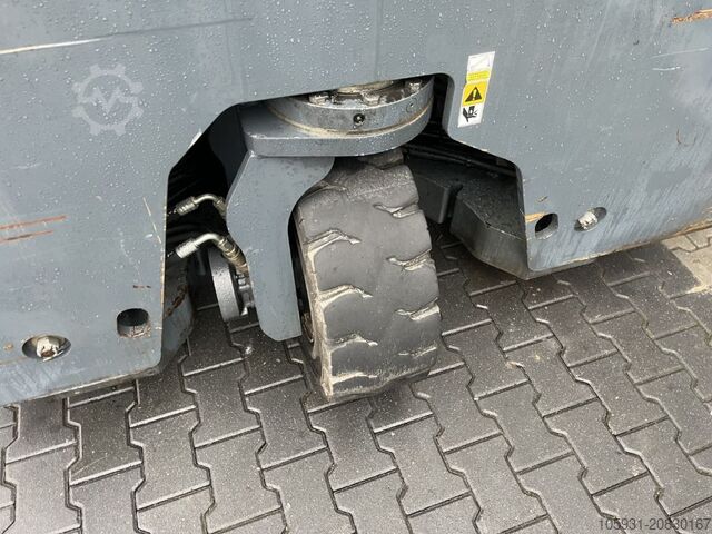 Višesmerni viljuškari Combilift C4000