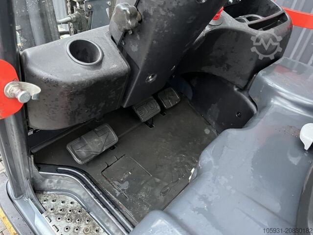 Električni viljuškar za 4 točka Linde E18PH-02