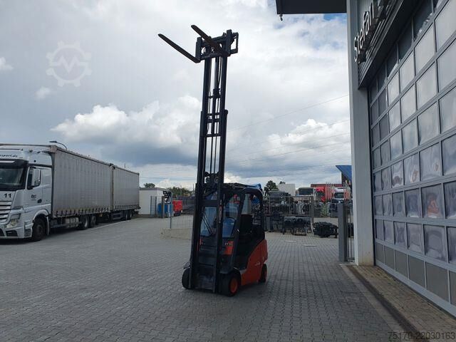 Vysokozdvižný vozík Linde H16 T-01 / 4,6m / nur: 3.260h / Gas / SS