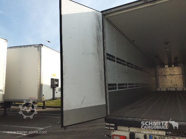 Hladilna polprikolica Schmitz Cargobull Semitrailer Reefer Standard