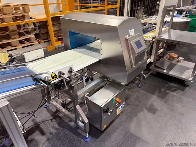 Flow-innpakning Fuji Packaging / Loma Systems Complete Packing Line for Muffins / Cake