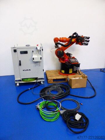 Robot s upravljačkom jedinicom i smartPAD-om Kuka VKR 16-2 R1610 + VKRC4-SC5