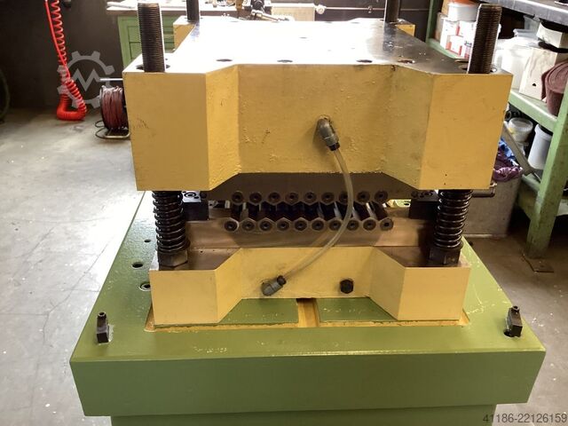 Leveller ARKU RM 1825