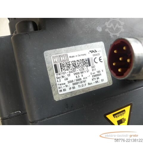 Unitate de control KUKA 1FK7101-5AZ91-1ZZ9-Z S07 Servomotor SN: YFVN50667157011
