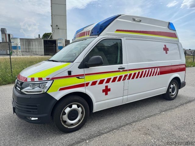 Camión de bomberos VOLKSWAGEN VW T6, 2.0 TDI, Blutbox, Trage und Sessel.