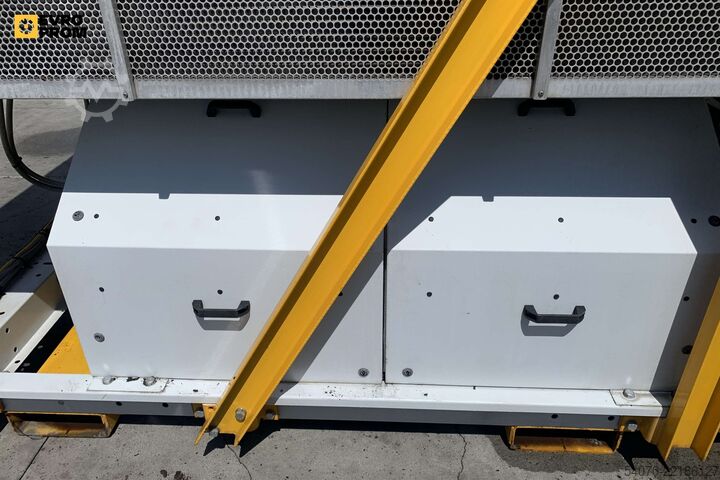 冷水机组 Used Industrial Chiller Climaveneta - 300 kW | With warranty