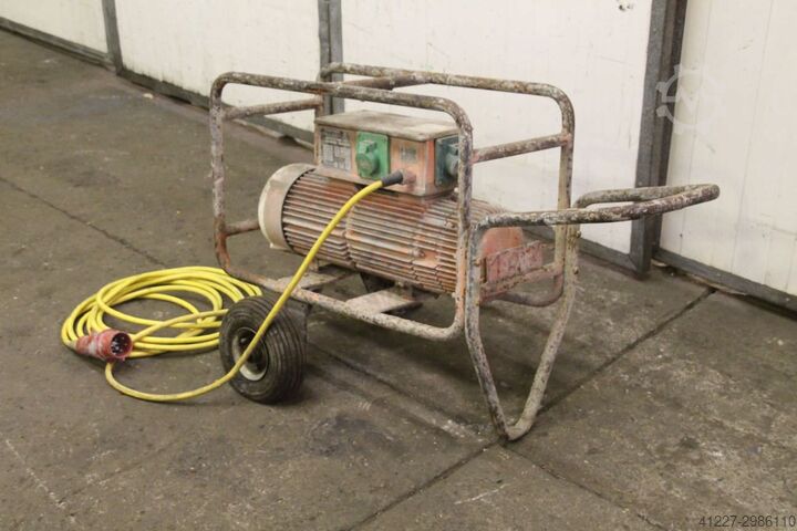 Frekans konvertörü, şişe titreştirici 42 V 200 Hz 5 kW Wacker FU-5z/200SW