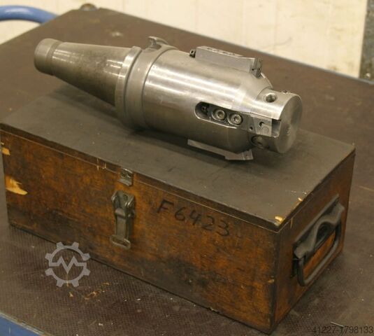 Tasojyrsintä- ja avarruspää Krupp SK50