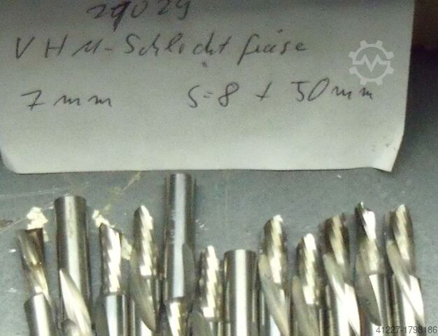 Mata gerudi bertingkat untuk kayu AKF verschiedene Größen