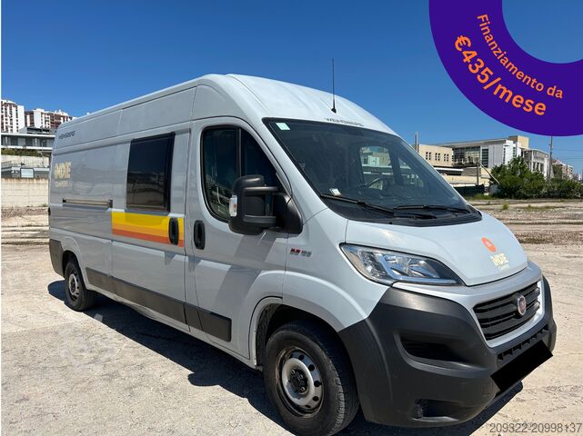 Caravana/autocaravana Fiat Weinsberg Carabus 600 K | 4 Posti Letto | Completamente Attrezzato