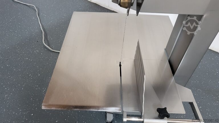 Máquina procesadora de carne Knochensäge Mado MKB 649