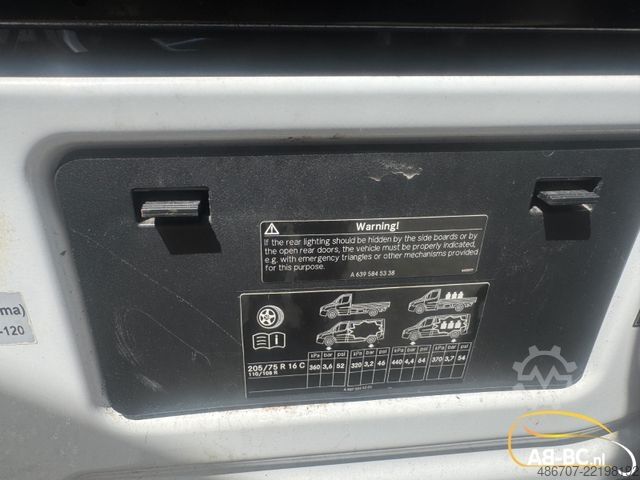 Xe khách du lịch MERCEDES-BENZ Sprinter 519 CDI