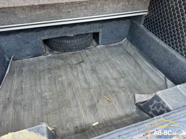 Xe khách du lịch MERCEDES-BENZ Sprinter 519 CDI