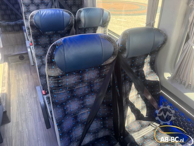 Xe khách du lịch MERCEDES-BENZ Sprinter 519 CDI