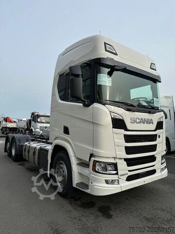Chassis med førerhus Scania R560 6x2-4 BL Fahrgestell