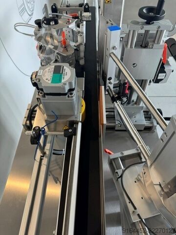 Peralatan pelabelan HERMA Etikettiermaschine