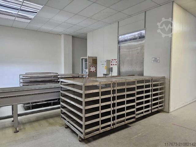 Ligne complète d'occasion pour le remplissage pharmaceutique de flacons en verre - 3500 PPH SIDE SBM 