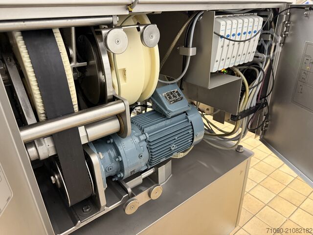 Köttbearbetningsmaskin Poly-Clip ICA 8700