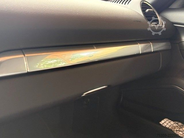 Varevogn PORSCHE 718 Boxster