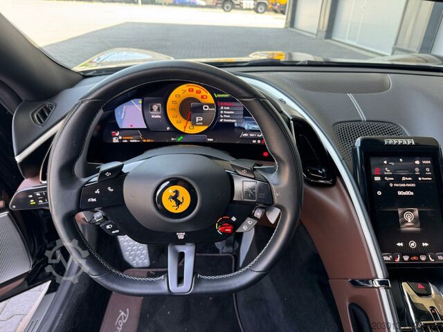 Varevogn FERRARI Roma Coupe Schwarz