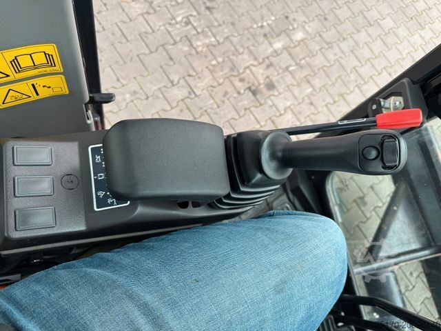 Μίνι εκσκαφέας KUBOTA U56-5 / MS03 / nur 190h! / Löffelpaket