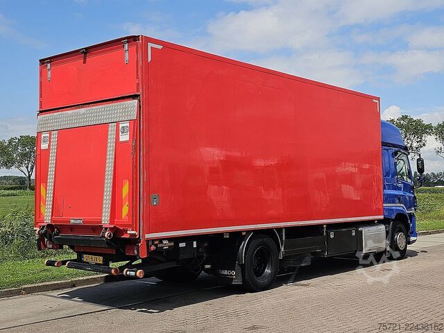 Suitcase DAF CF 400 TAILLIFT