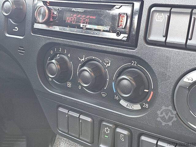 Suitcase DAF CF 400 TAILLIFT