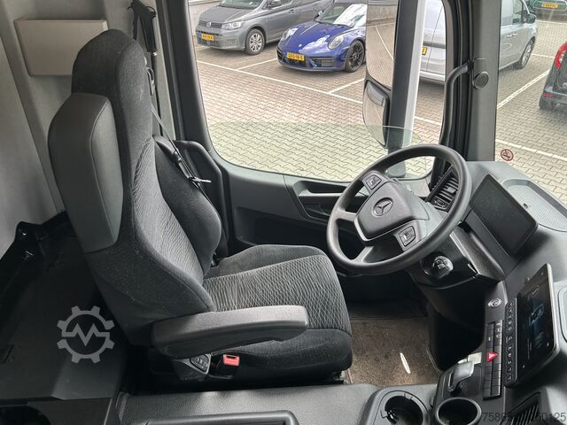 Prevoz v hladilniku/zamrznjenem stanju Mercedes-Benz Actros 2124 / Carrier Supra 850 -30 gr / Koeler...