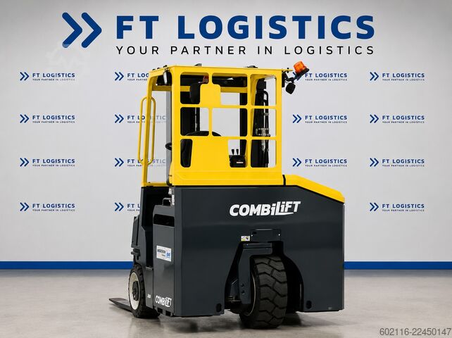 Chariot élévateur multidirectionnel Combilift CBE4000 TRIPLEX 5200 FREE-LIFT POSITIONE