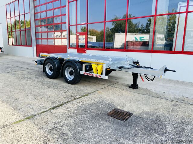 Trailer Möslein TMH 2  14 t Tandem- Absetzmuldenanhänger,geschlossenen BodenNeufahrzeug