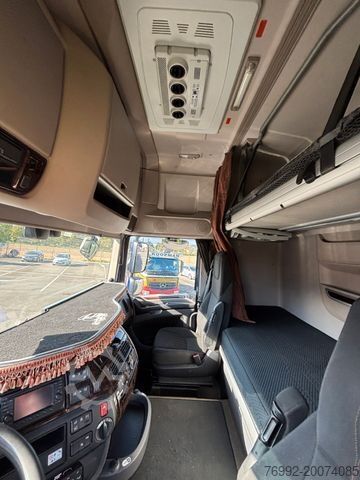 Jumbo-Lkw DAF SSC XF 480 Jumbozug + Anh Wecon Staplerhalterung