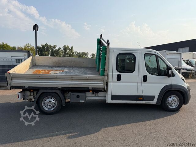 Kravas mikroautobuss ar pašizgāzēju PEUGEOT Boxer DoKa Dreiseitenkipper L3 BlueHDi AHK E6