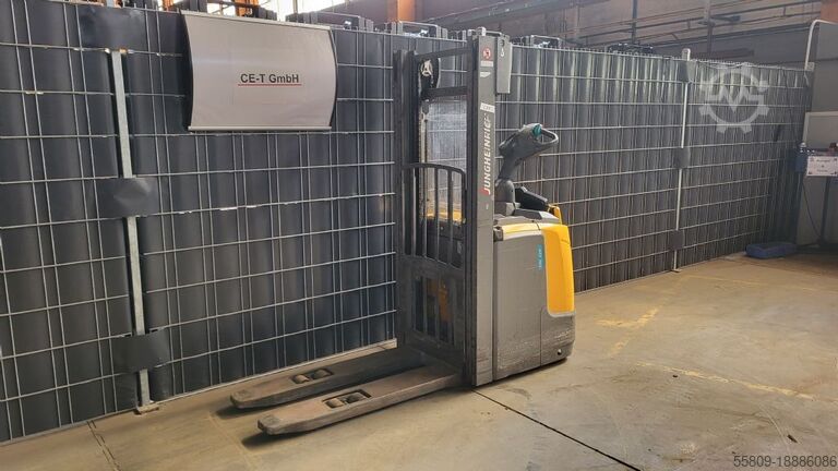 Palle stabler Jungheinrich ERC220 // Elektro // Freisichtmast // baugleiche G