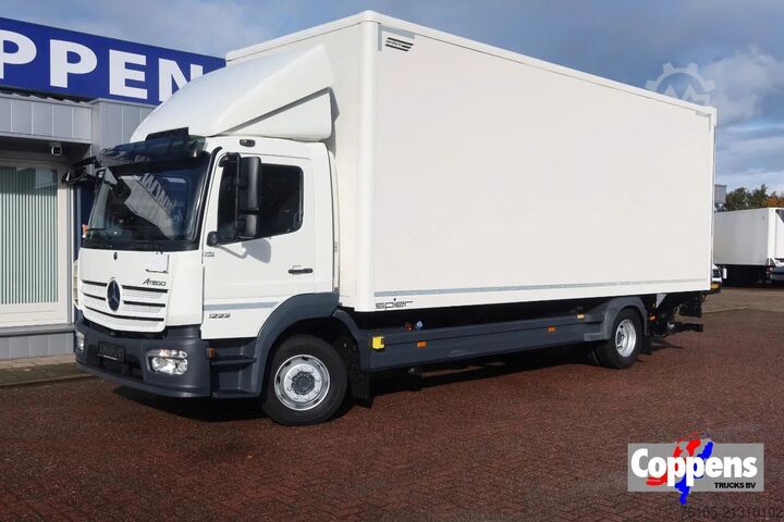 スーツケース Mercedes-Benz Atego 1223 1223 L  Bak + Klep Bar 3000 KG