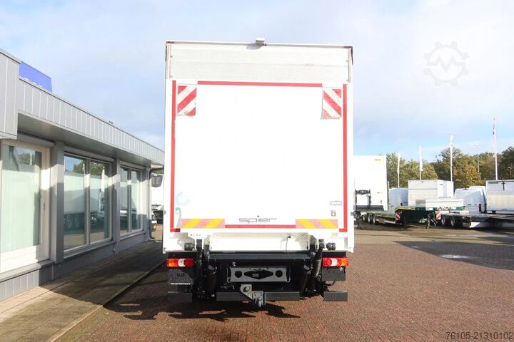 スーツケース Mercedes-Benz Atego 1223 1223 L  Bak + Klep Bar 3000 KG