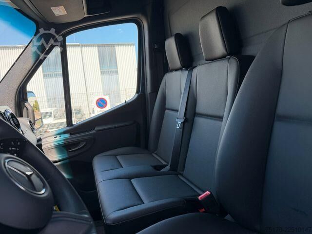 Rakodóplatform Mercedes-Benz Sprinter 317 CDI 4325 Pritsche Klima Navi