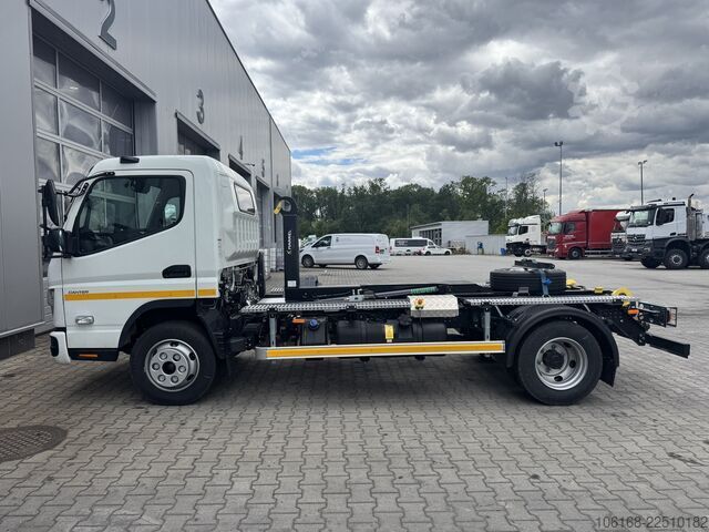 Telehoist konténeres teherautó Fuso Canter 7C18 Abrollkipper 2026