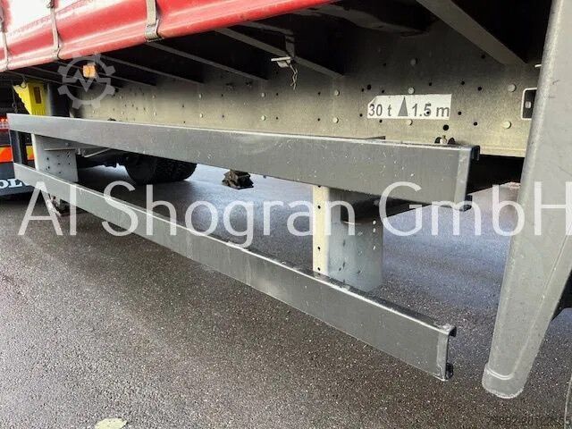 Presenning Schmitz Cargobull SCS/EDSCHA/3 x Achsen/Coli