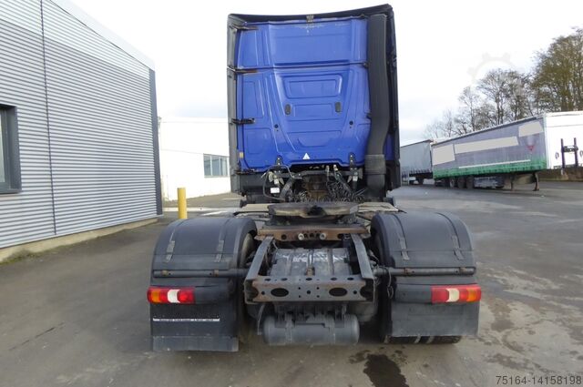 Tractores semirremolque Mercedes-Benz 1848 LS