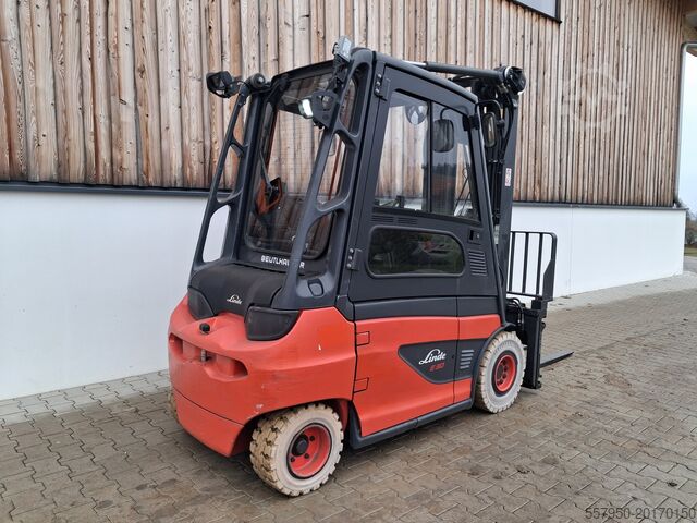 4-Rad-Gabelstapler Linde E 30 Triplex ZinkenverstellgerÀt