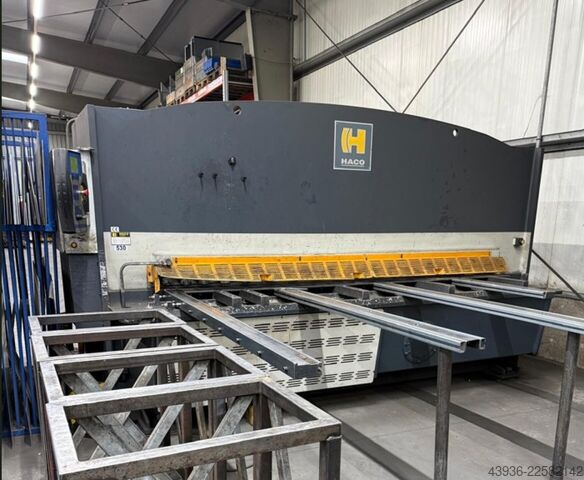 Stroj na flow forming Leifeld PNC 750