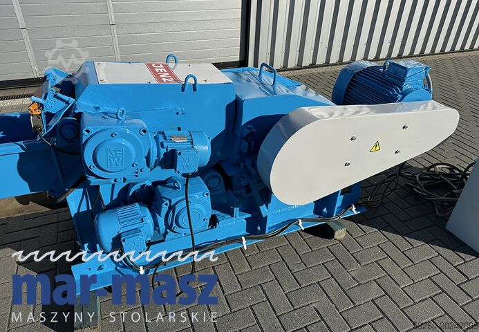 Broyeur/déchiqueteur de bois pour chutes JENZ HL350-300WTA
