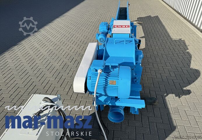 Broyeur/déchiqueteur de bois pour chutes JENZ HL350-300WTA