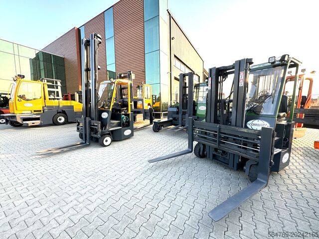 Cărucior cu stivuitor cu 4 căi Combilift C4000 /2015 /Triplex 8400 mm/Only 7299 h